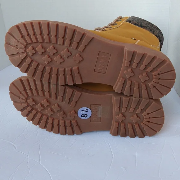 DKNY Miles Yellow Combat Moto Ankle Boots Faux Suede Lace-Up Size 8.5 - Picture 10 of 12